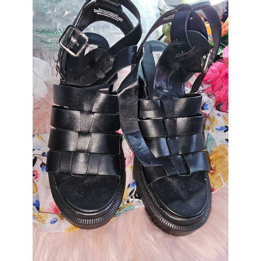 Women's Steve Madden Black Gladiator Sandals Size 8.5